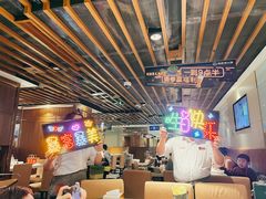 -海底捞火锅鲜切牛肉主题店(长寿路店)