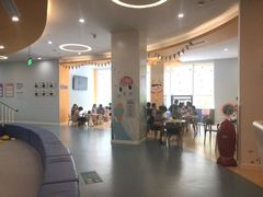 -戊辰亲子游泳俱乐部