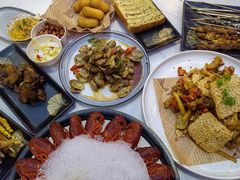 -钳小柒·小龙虾蓝龙王烧烤夜宵(长寿路店)