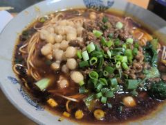 -丁丁猫重庆小面(徐州路店)