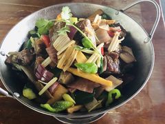 -小厨子私房菜·云南美食店