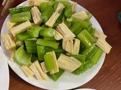 -宝瑞门钉肉饼店