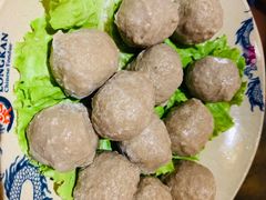 撒尿牛丸-小龙坎老火锅(鹤伴一路店)