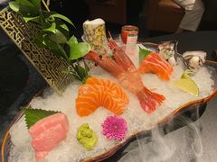 -蟹犇前•帝王蟹雪蟹(陆家嘴店)