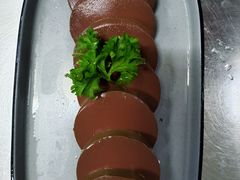 -左庭右院鲜牛肉火锅(金山万达店)