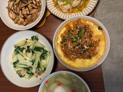 -汇慈安·高端自营月嫂(武汉月子尊享店)