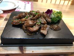 特选厚切牛舌-鲔屋寿喜烧