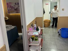 -郑远元专业修脚房(丹凤街店)