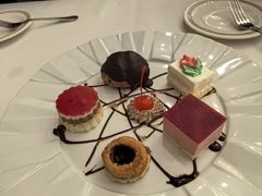 西点拼盘-莫斯科餐厅