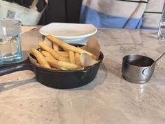 -必胜客(东大桥店)