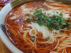 -自贡盐帮菜·玩辣餐厅(樱花园西街店)