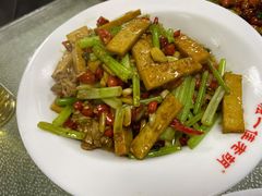 西芹香干-独一佳老胡湘菜馆(矿山路店)