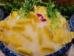 -野山舂·贵州现舂酸汤火锅(鸿通城店)