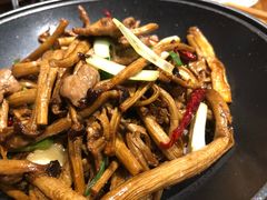 -阿罗新疆菜(人民广场店)