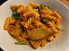 菠菜香肠意面-VESH COFFEE(定西路店)