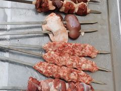 -烤肉小伙烤肉店