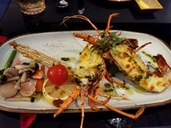 香焗龙虾配自制黑松露酱-上海苏宁宝丽嘉酒店·Cafe Bellagio西餐厅