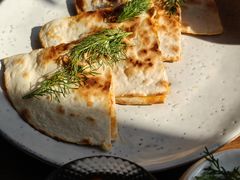 -LESCEDARS Brasserie Bistro香柏树