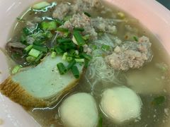 猪肉细米粉汤-榮泰米粉湯(Left Shop)