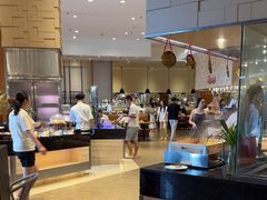 -亚龙湾希尔顿自助餐厅·海鲜·烧烤·沙滩BBQ·现场乐队