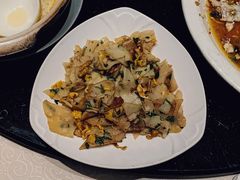 -芳芳私房菜·精做淮扬菜(承德路店)