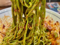 -秦君宝手擀菠菜面(金花路店)