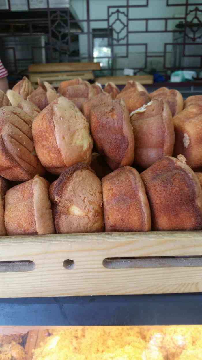 信江村糕点-"学校边上有家信江村糕点 路过就会买一些回.