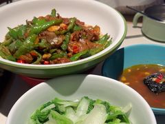 -湘鼎盛·大厨鲜炒湖南味(高新银泰店)