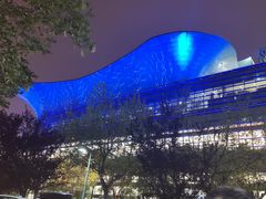 -上海跨国采购会展中心