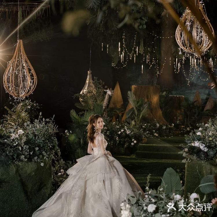 分享一场森系的婚礼