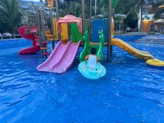 -那琴半岛地质海洋公园