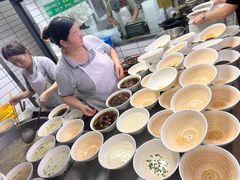 -草桥清真牛肉锅贴扁食店