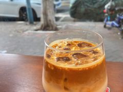 椰乳拿铁-C.Y Cafe