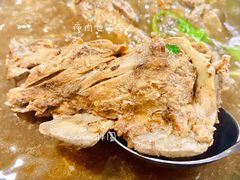 -运气牛自助酱大骨火锅(南京东路店)