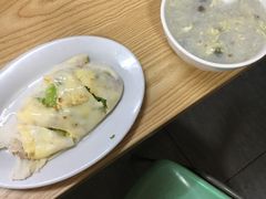 -三身人金新肠粉(丹霞店)