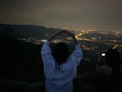 -鬼笑石后山停车场