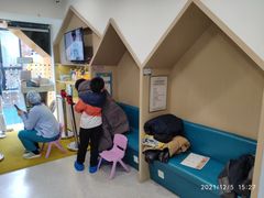 -极橙儿童齿科矫正中心(奥城店)