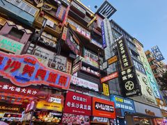 -黄兴南路步行商业街