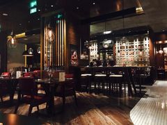 -恰餐厅及酒吧 CHAR Bar & Grill (北京丽都皇冠假日店)