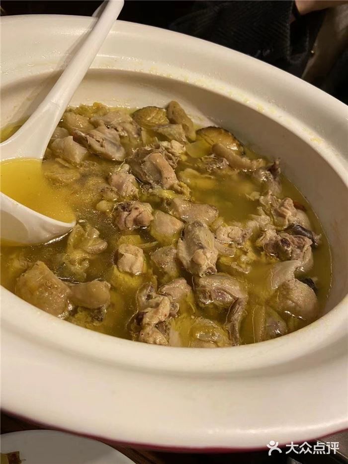 长沙必吃湘菜👉忘远近山野湘宴