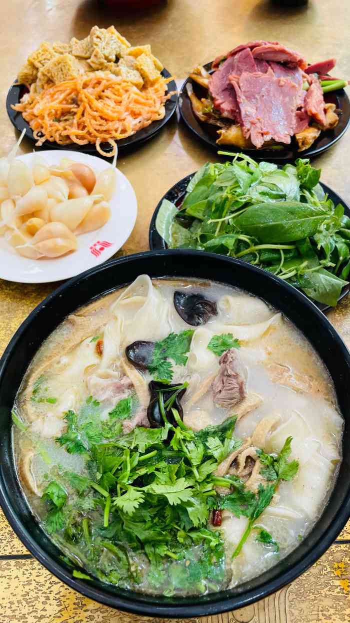 惠丰源烩面馆(经七路店)-"我小时候就在那里吃了,已经很多年了.每天.