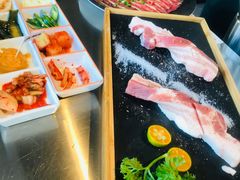 -朴太院·烤肉万岁·创意首尔料理(中联广场店)