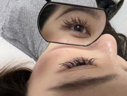 -UN·桃喜日系美睫美甲