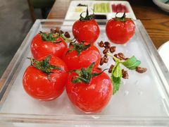番茄脆菇沙拉-小大董·烤鸭(王府井apm店)