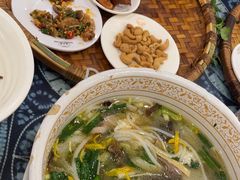 -桥香园云南过桥米线(金马碧鸡店)