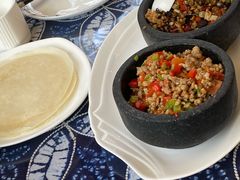 黑红三剁双拼-蝴蝶泉宾馆-中餐厅