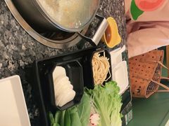 -一席地·本地鸡窝·杭帮鸡火锅(萧山银隆百货店)