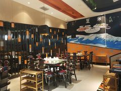 大堂-四季喧黔味豆米火锅(万达广场店)