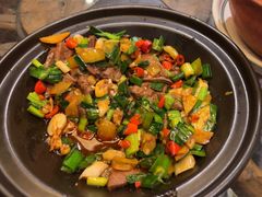 -云海肴·汽锅鸡·云南菜(天山百盛优客店)