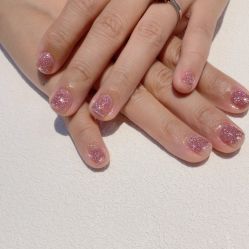 -花系美·美甲美睫精品店